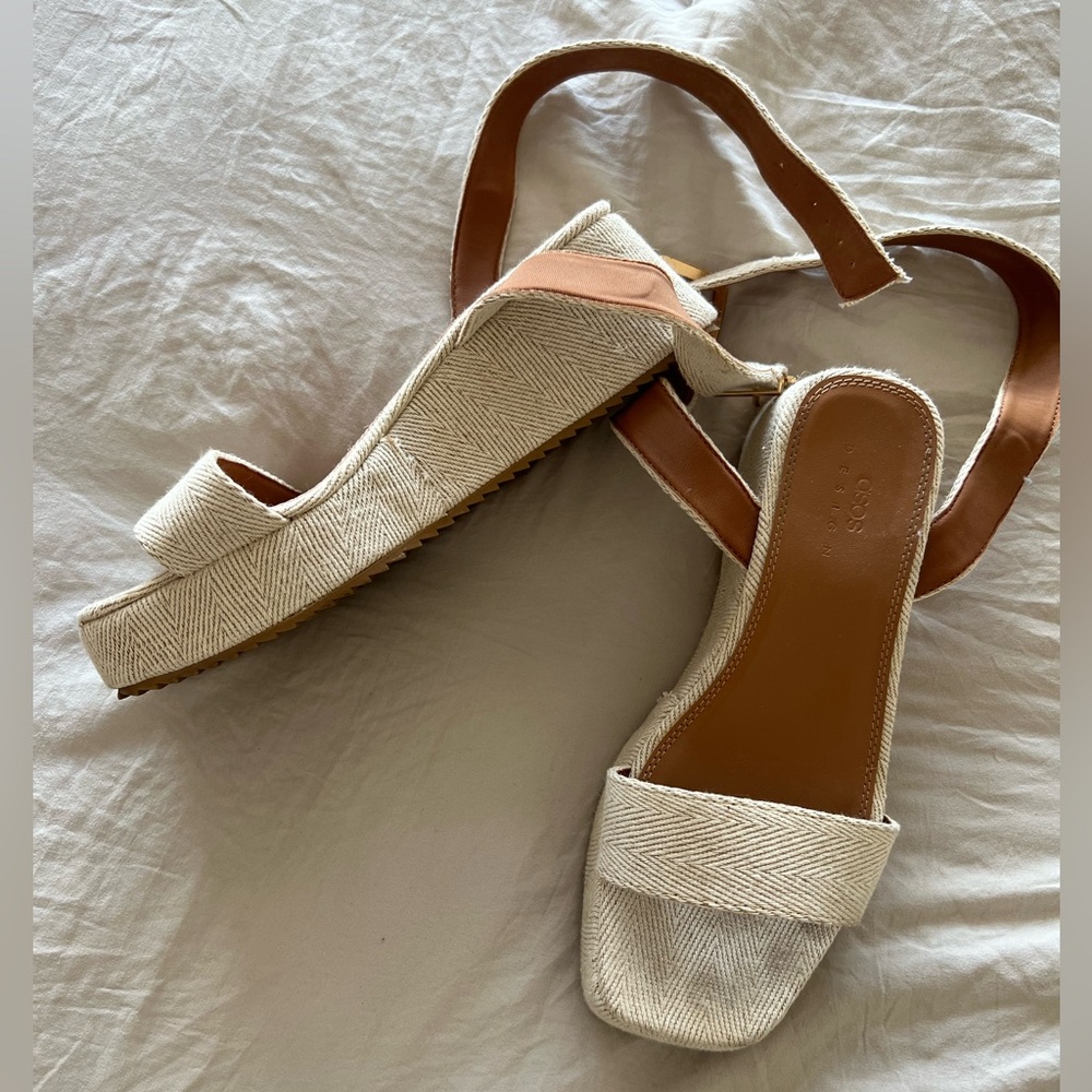 Nude platform sandals